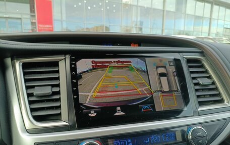Toyota Highlander III, 2019 год, 4 028 000 рублей, 14 фотография