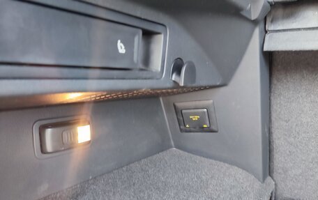 Volkswagen Tiguan II, 2017 год, 2 450 000 рублей, 8 фотография