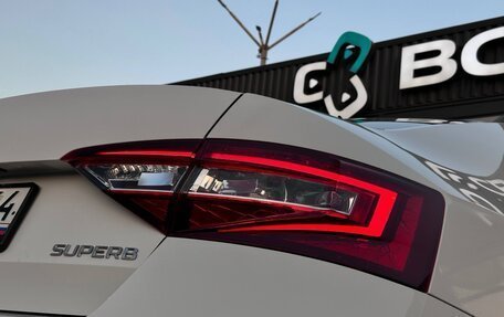 Skoda Superb III рестайлинг, 2018 год, 1 797 000 рублей, 11 фотография