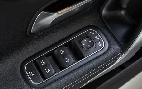 Mercedes-Benz A-Класс, 2019 год, 2 849 000 рублей, 13 фотография