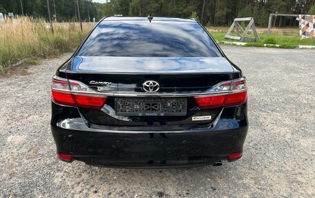 Toyota Camry, 2017 год, 2 200 000 рублей, 7 фотография