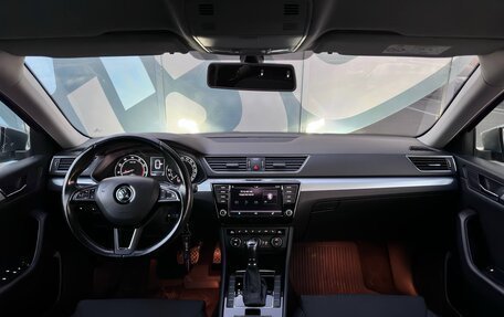 Skoda Superb III рестайлинг, 2016 год, 1 697 000 рублей, 2 фотография