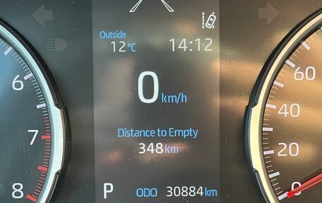 Toyota RAV4, 2025 год, 3 300 000 рублей, 8 фотография