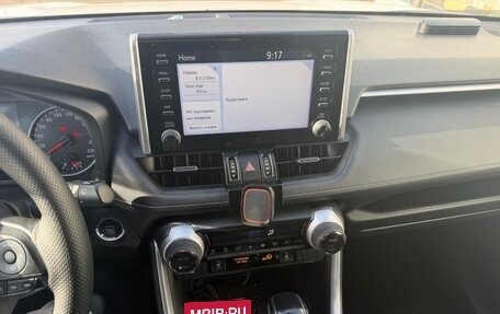 Toyota RAV4, 2021 год, 3 249 000 рублей, 4 фотография