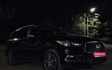 Infiniti QX60 I рестайлинг, 2018 год, 2 600 000 рублей, 2 фотография