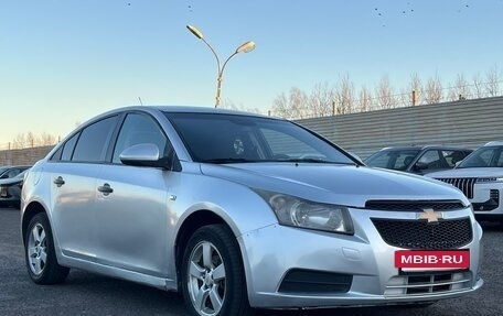 Chevrolet Cruze II, 2014 год, 559 999 рублей, 3 фотография