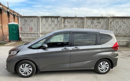 Honda Freed II, 2019 год, 1 690 000 рублей, 7 фотография