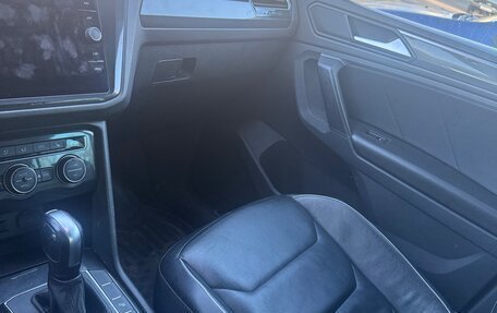 Volkswagen Tiguan II, 2019 год, 2 400 000 рублей, 7 фотография