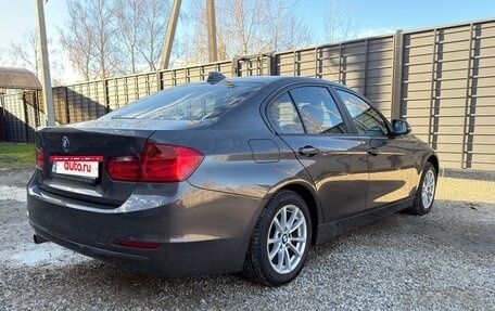 BMW 3 серия, 2014 год, 1 290 000 рублей, 12 фотография