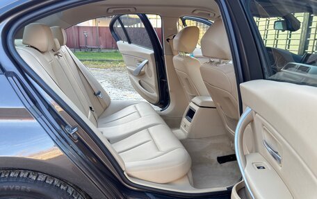 BMW 3 серия, 2014 год, 1 290 000 рублей, 28 фотография