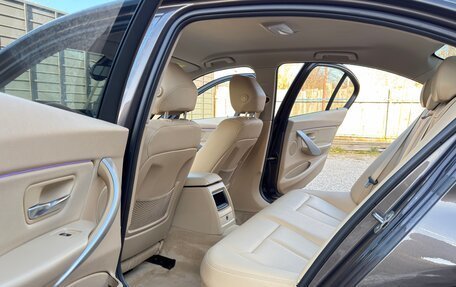 BMW 3 серия, 2014 год, 1 290 000 рублей, 30 фотография