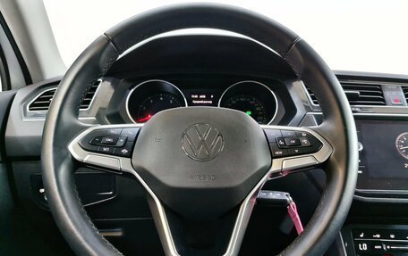 Volkswagen Tiguan II, 2021 год, 2 880 000 рублей, 11 фотография