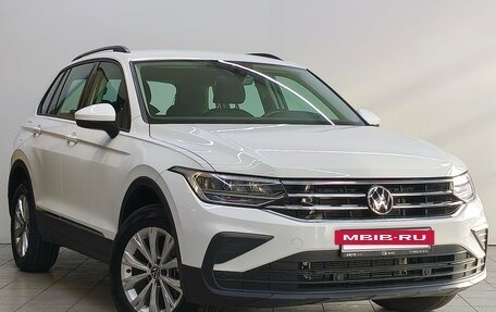 Volkswagen Tiguan II, 2021 год, 2 880 000 рублей, 4 фотография