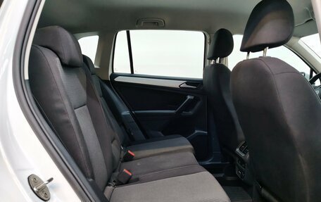 Volkswagen Tiguan II, 2021 год, 2 880 000 рублей, 23 фотография