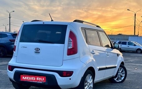 KIA Soul I рестайлинг, 2012 год, 999 999 рублей, 4 фотография