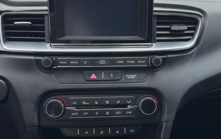 KIA cee'd III, 2018 год, 1 350 000 рублей, 11 фотография