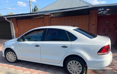 Volkswagen Polo VI (EU Market), 2018 год, 900 000 рублей, 4 фотография