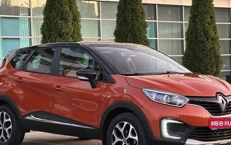 Renault Kaptur I рестайлинг, 2017 год, 1 770 000 рублей, 1 фотография