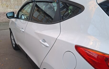 Hyundai ix35 I рестайлинг, 2011 год, 1 200 000 рублей, 4 фотография