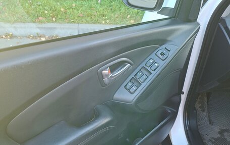 Hyundai ix35 I рестайлинг, 2011 год, 1 200 000 рублей, 13 фотография