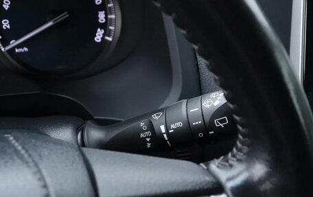 Toyota Land Cruiser Prado 150 рестайлинг, 2020 год, 4 380 000 рублей, 2 фотография