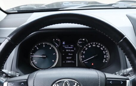 Toyota Land Cruiser Prado 150 рестайлинг, 2020 год, 4 380 000 рублей, 15 фотография