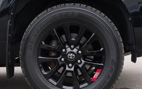 Toyota Land Cruiser Prado 150 рестайлинг, 2020 год, 4 380 000 рублей, 18 фотография