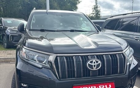 Toyota Land Cruiser Prado 150 рестайлинг, 2020 год, 4 380 000 рублей, 27 фотография