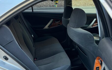 Toyota Camry, 2008 год, 1 050 000 рублей, 16 фотография