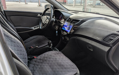 Hyundai Solaris II рестайлинг, 2014 год, 799 900 рублей, 10 фотография