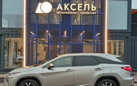 Lexus RX IV рестайлинг, 2019 год, 3 700 000 рублей, 8 фотография