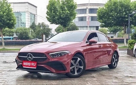 Mercedes-Benz A-Класс, 2023 год, 2 315 000 рублей, 1 фотография