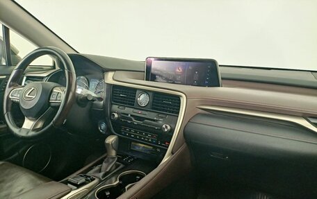 Lexus RX IV рестайлинг, 2019 год, 3 700 000 рублей, 14 фотография