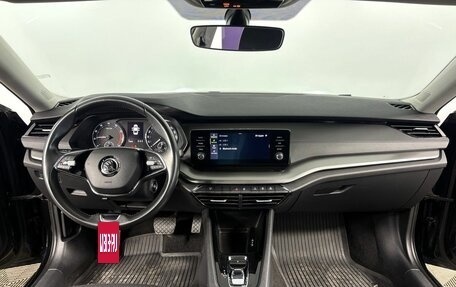 Skoda Octavia IV, 2022 год, 2 245 000 рублей, 15 фотография