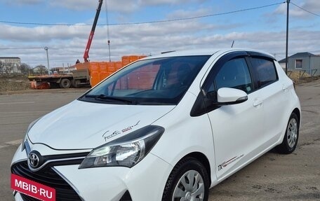 Toyota Yaris III, 2016 год, 1 000 000 рублей, 4 фотография