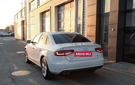 Audi A4, 2013 год, 1 199 990 рублей, 10 фотография