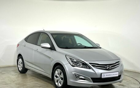 Hyundai Solaris II рестайлинг, 2016 год, 1 100 000 рублей, 3 фотография