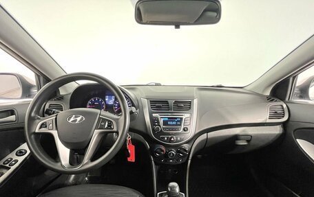 Hyundai Solaris II рестайлинг, 2016 год, 1 100 000 рублей, 17 фотография