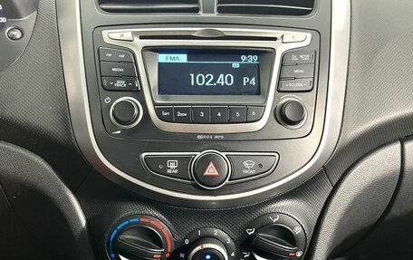 Hyundai Solaris II рестайлинг, 2016 год, 1 100 000 рублей, 21 фотография