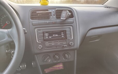 Volkswagen Polo VI (EU Market), 2018 год, 970 000 рублей, 10 фотография