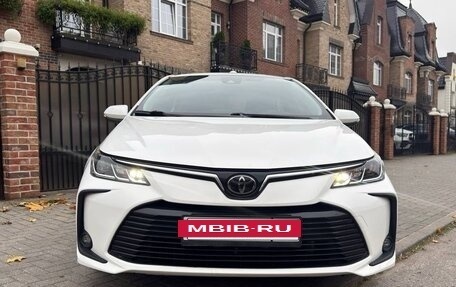 Toyota Corolla, 2020 год, 1 825 000 рублей, 5 фотография