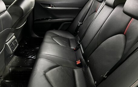 Toyota Camry, 2020 год, 3 000 000 рублей, 10 фотография