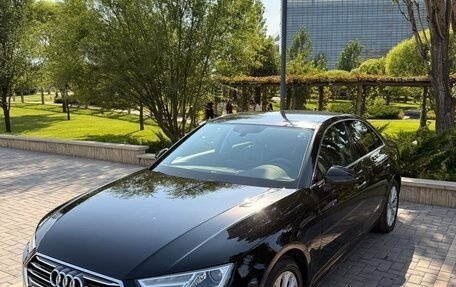 Audi A4, 2016 год, 2 050 000 рублей, 2 фотография