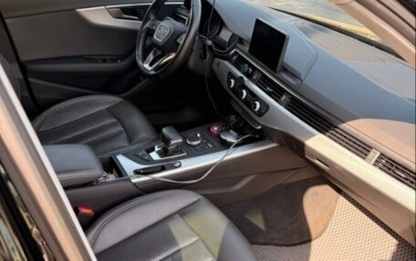 Audi A4, 2016 год, 2 050 000 рублей, 14 фотография
