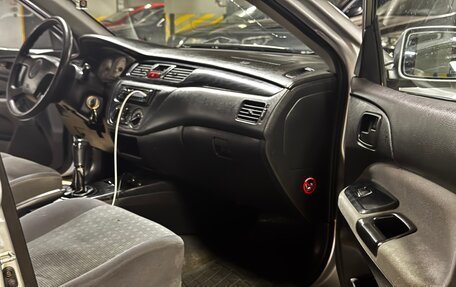 Mitsubishi Lancer IX, 2004 год, 500 000 рублей, 10 фотография