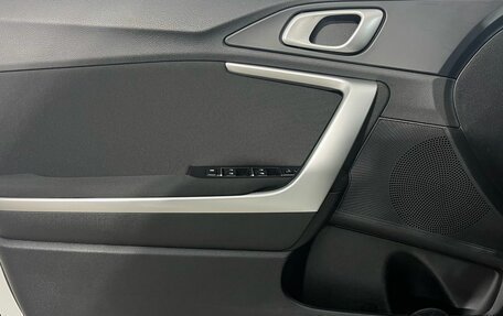 KIA cee'd III, 2019 год, 1 680 000 рублей, 21 фотография
