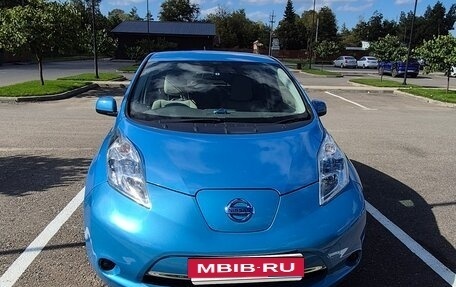 Nissan Leaf I, 2011 год, 750 000 рублей, 1 фотография