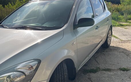 KIA cee'd I рестайлинг, 2011 год, 750 000 рублей, 4 фотография