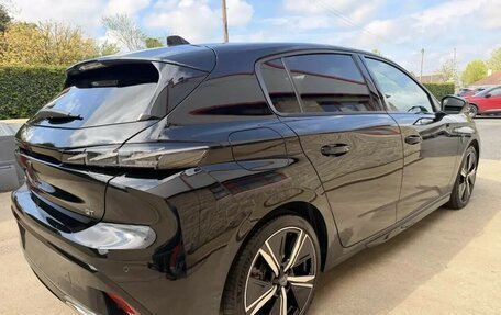 Peugeot 308, 2023 год, 2 280 000 рублей, 6 фотография
