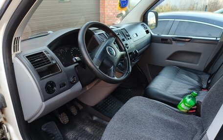 Volkswagen Transporter T5 рестайлинг, 2006 год, 1 250 000 рублей, 5 фотография